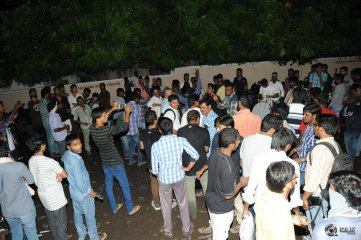 Srimanthudu Movie Hungama